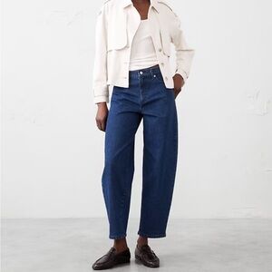 Women's Petite Barrel Jeans